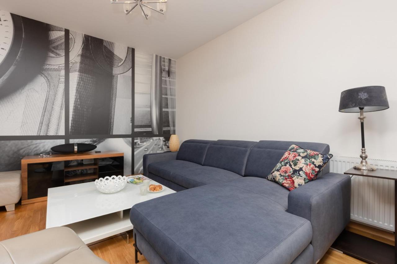 Warsaw Srodmiescie Apartment With Balcony By Noclegi Renters Extérieur photo